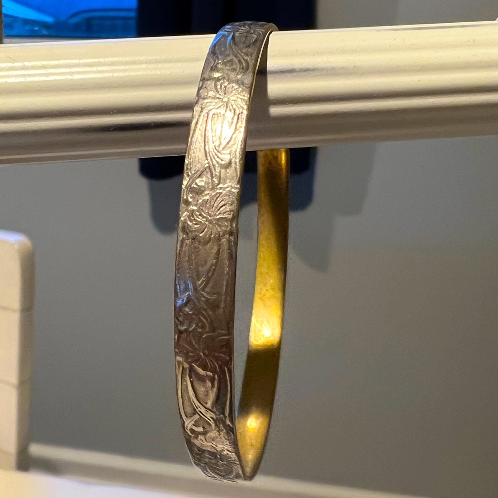 Vintage Silver Tone Copper Floral Bangle Bracelet Made in Mexico 2.7” diameter